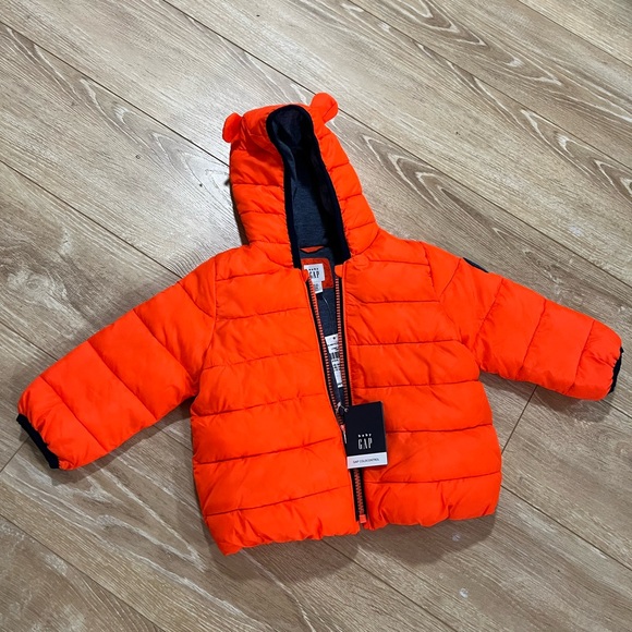 gap orange jacket
